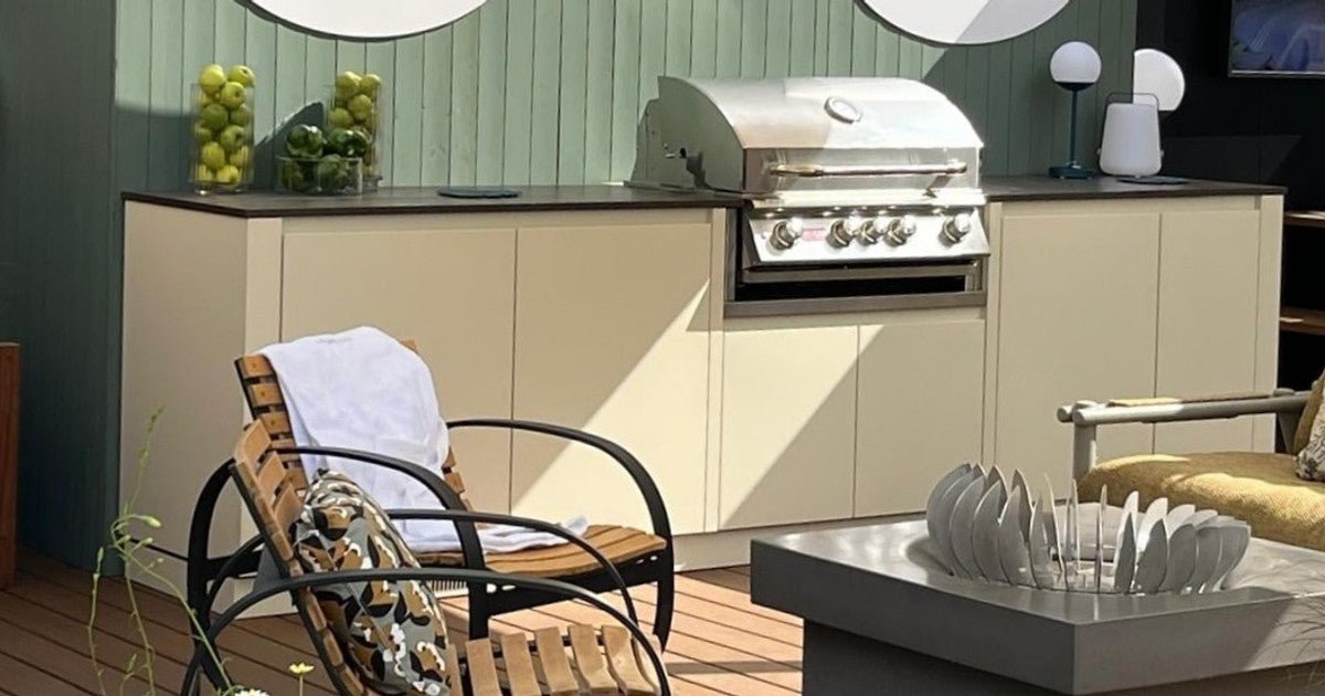 Can I leave my grill outdoors all year in the UK? - Kitchen In The Garden