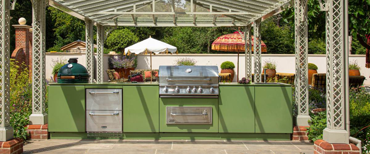 The Art of Colour Selection: Creating Your Perfect Outdoor Kitchen - Kitchen In The Garden
