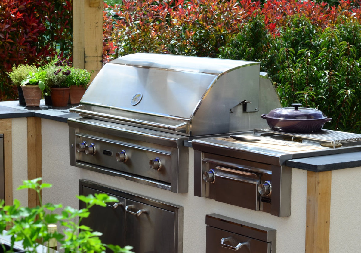 Built-in BBQ Grills - Kitchen In The Garden, Surrey