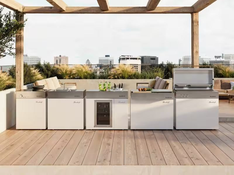 Flammkraft outdoor kitchen in Ivory White on a rooftop terrace