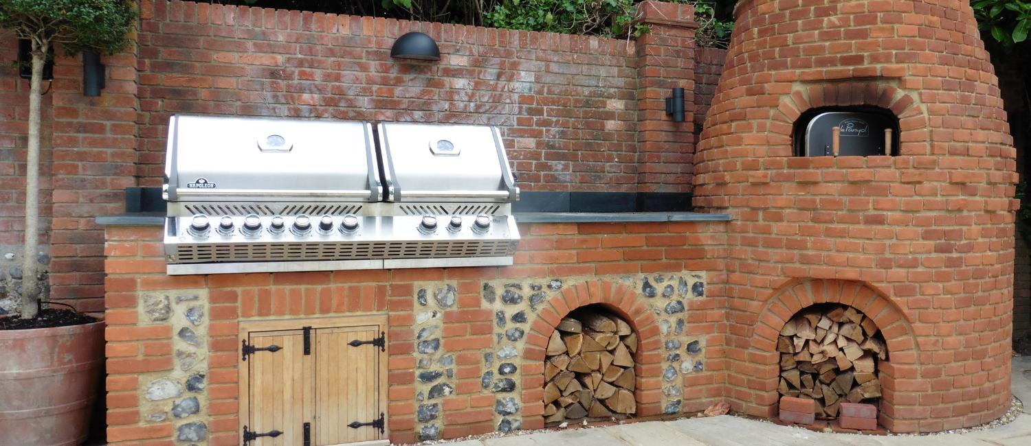 Linear Outdoor Kitchen with Pizza Oven