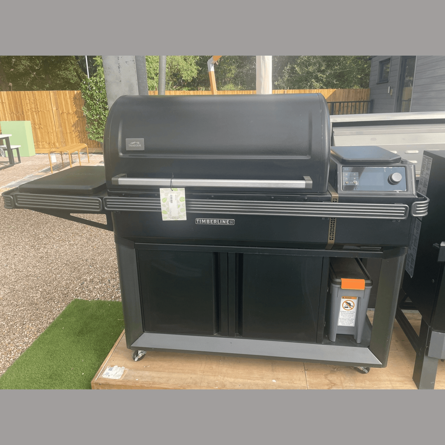 Ex - Display Timberline XL Built - In Pellet Grill with Free Cover & Trim Kit - Kitchen In The Garden