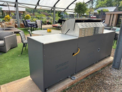 Ex - Display Whistler Kitchen (including delivery) - Kitchen In The Garden