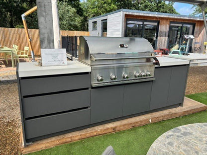 Ex - Display Whistler Kitchen (including delivery) - Kitchen In The Garden