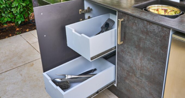 drawers in outdoor kitchen to create convenient storage