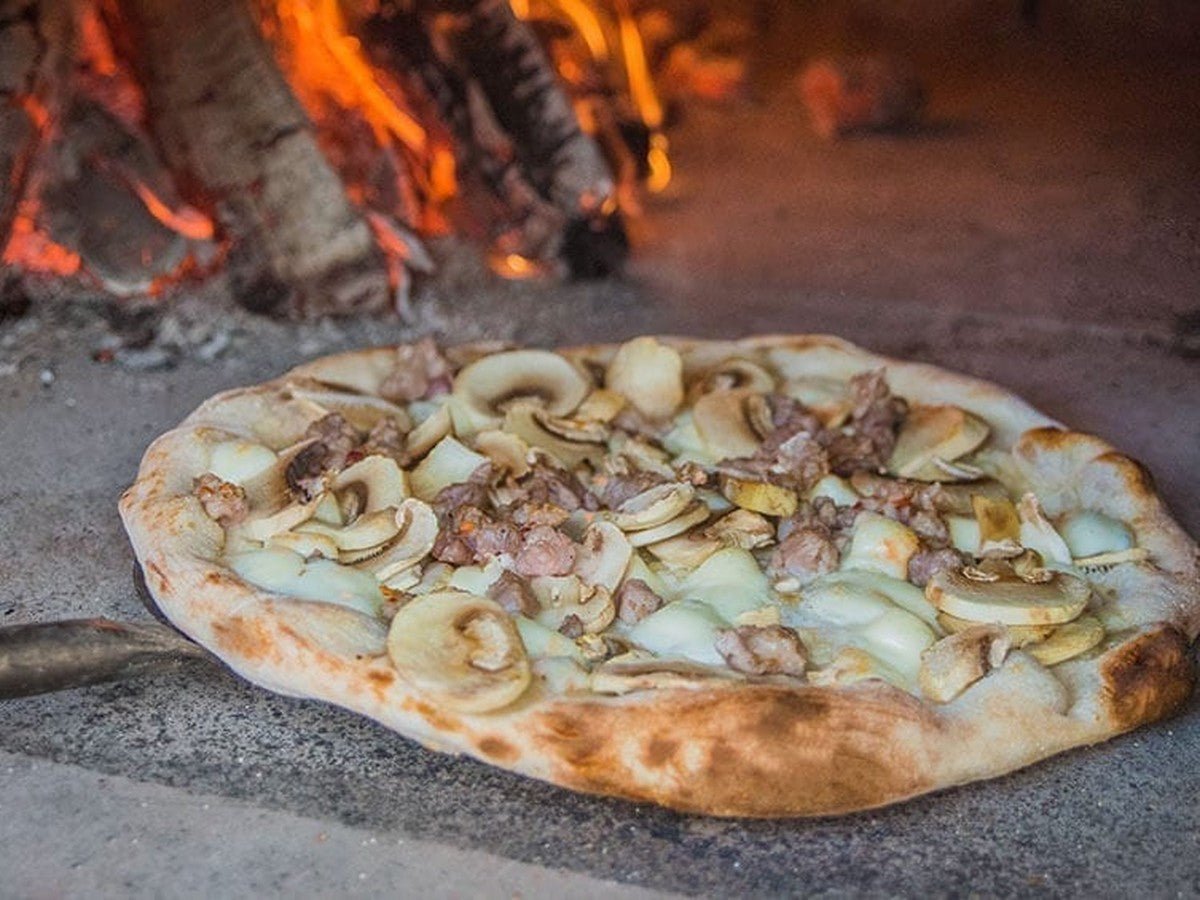 Pizza Boscaiola (Woodsman's Mushroom & Sausage) - Kitchen In The Garden