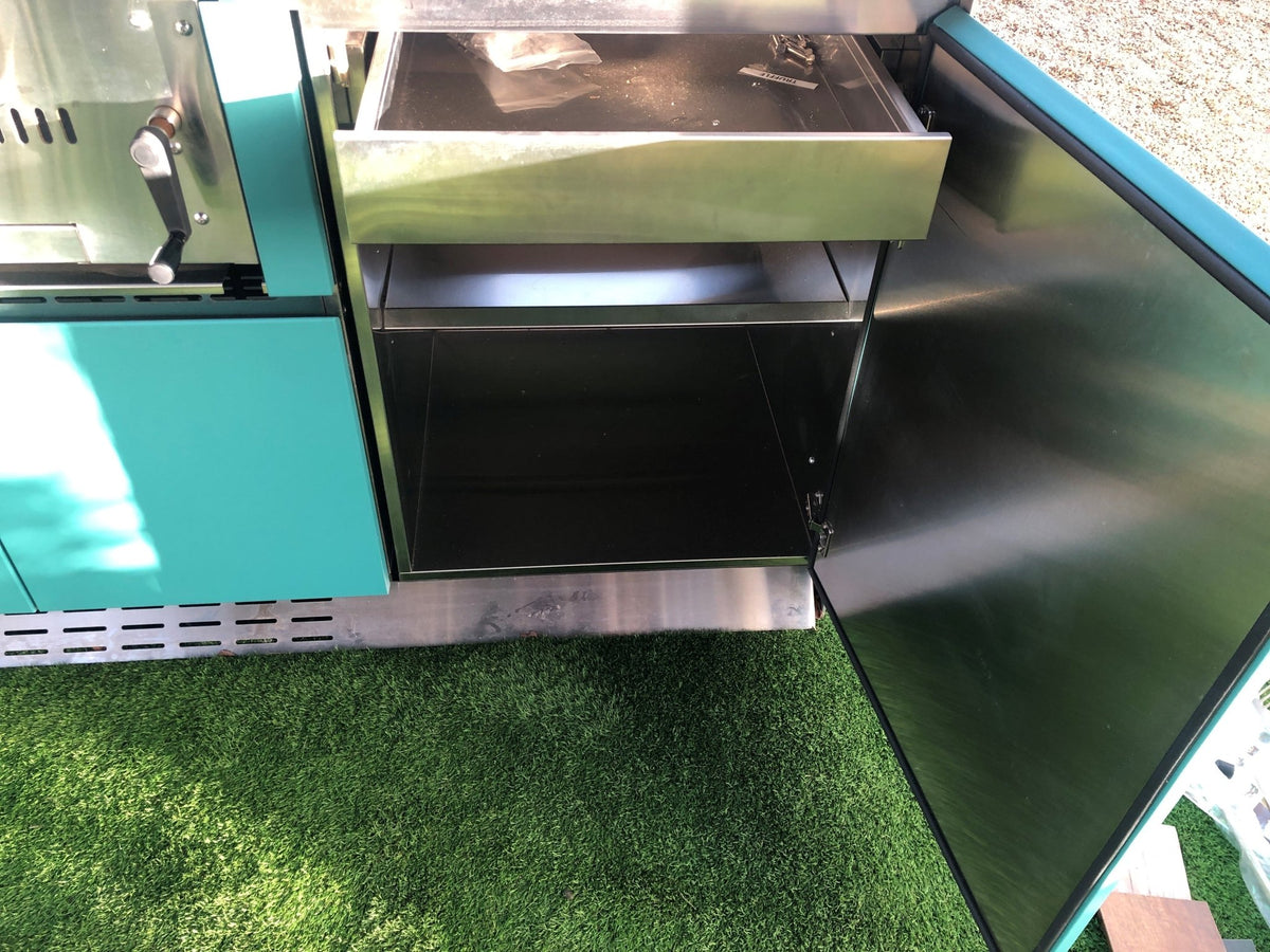 Ex-Display OF kitchen with Bull Bison Charcoal Grill (including delivery & local installation) - Kitchen In The Garden